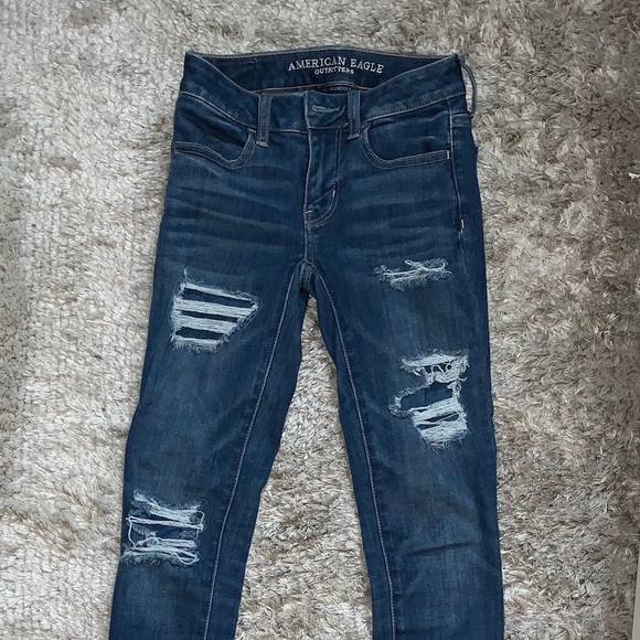 American Eagle Ripped Jeans - Picture 2 of 7